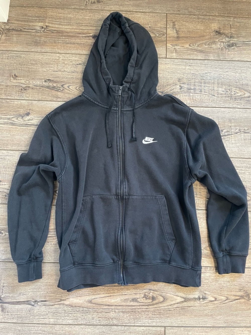 Nike zip up hoodie black size large‼️